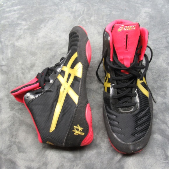 jordan burroughs asics wrestling shoes